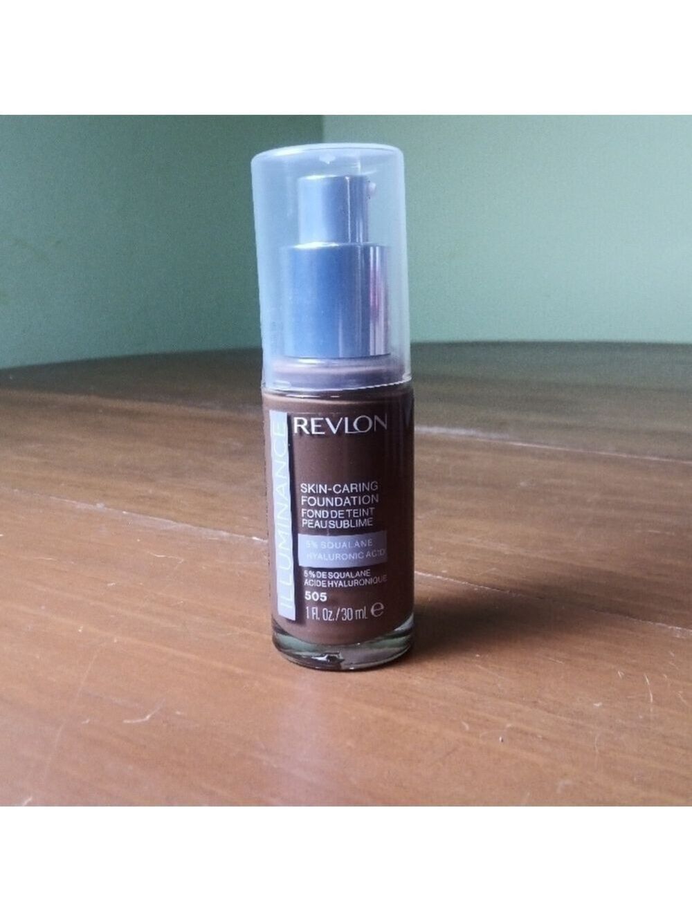 Revlon Illuminance Skin-Caring Foundation - Rich Sand 505